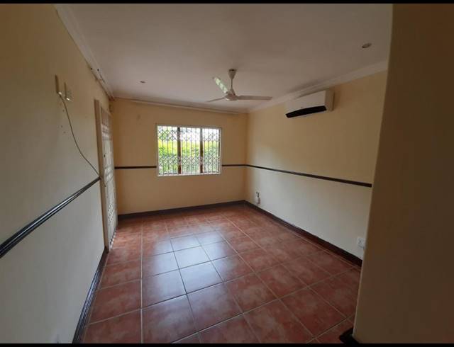 3 BEDROOM HOUSE FOR SALE IN SEAWARD ESTATES